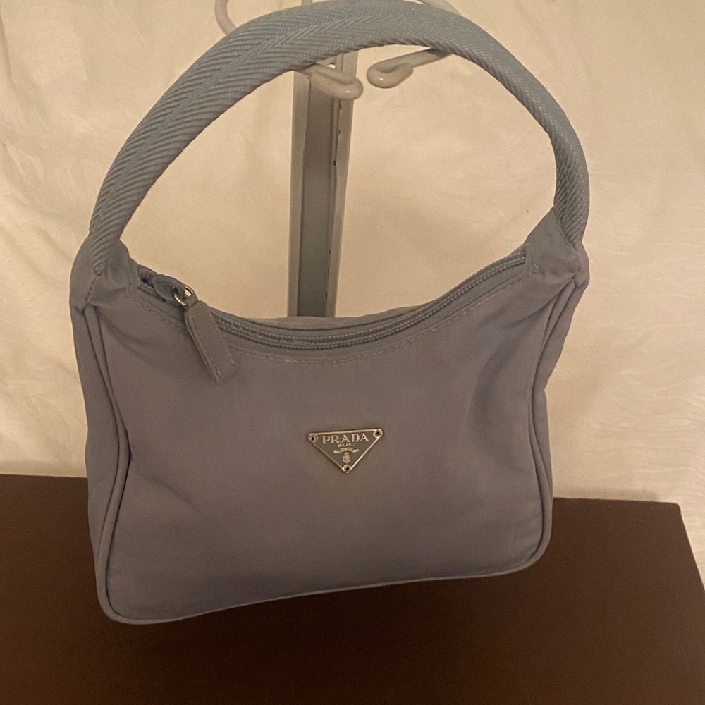 Prada Elegant Light Gray Shoulder Bag